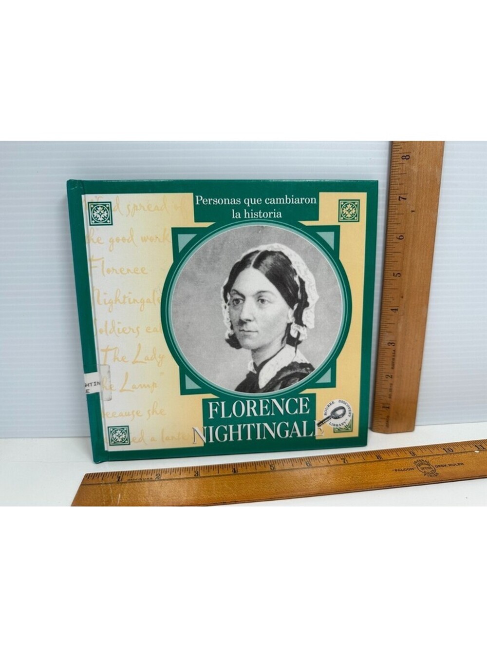 Florence Nightingale SPANISH Book HC Personas Que Cambiaron La Historia ExLib